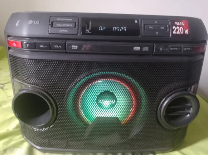 TOCA CD LG 220W mm