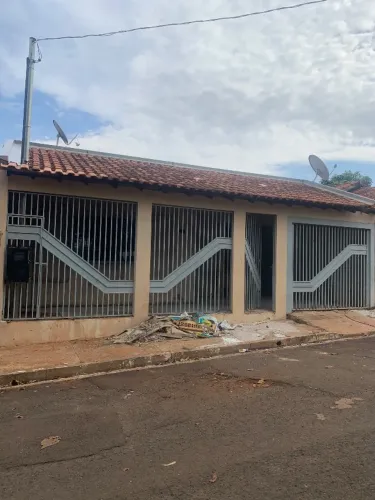 Ótima casa no Aero Rancho