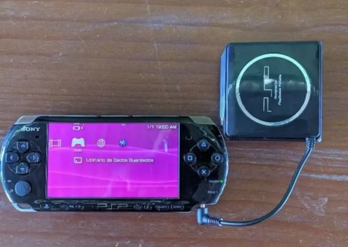 Bateria externa PlayStation psp leia a descrição 