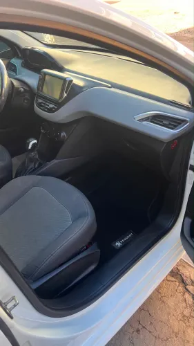 Peugeot 2008 Griffe 1.6 Flex 16V 5P Mec. 2015
