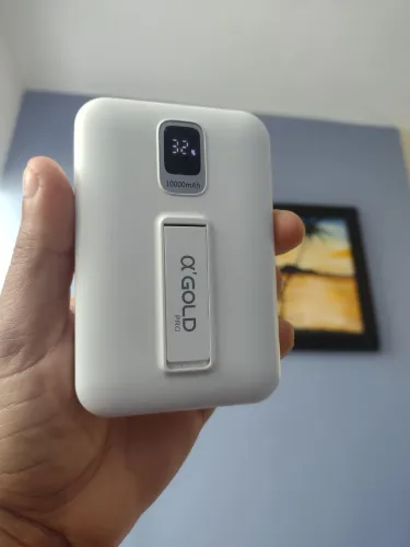 Carregando Power bank BTE-22 indução
