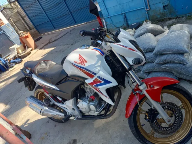 Honda CB 300R Ano 2014