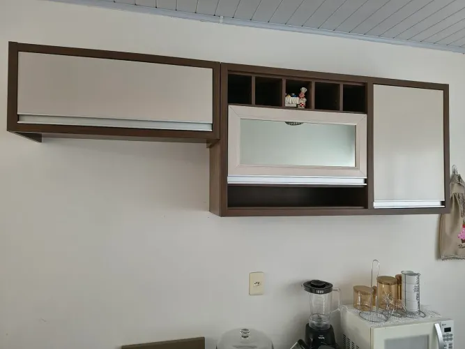 Armário aéreo de cozinha 