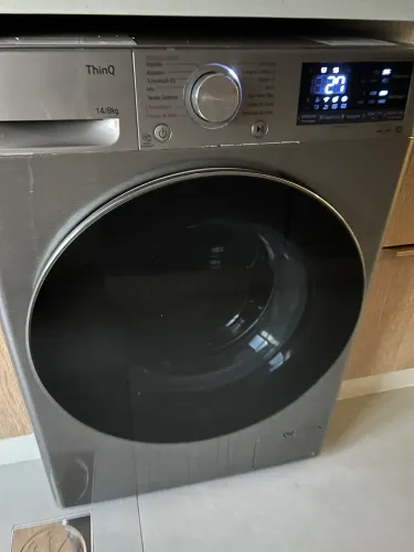 Máquina lava e seca LG 14kg