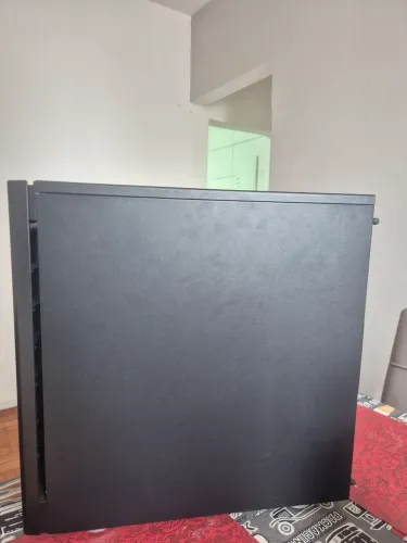 Gabinete Corsair