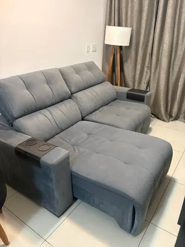 SOFÁ RETRÁTIL 2 LUGARES E MEIO - NOVÍSSIMO 