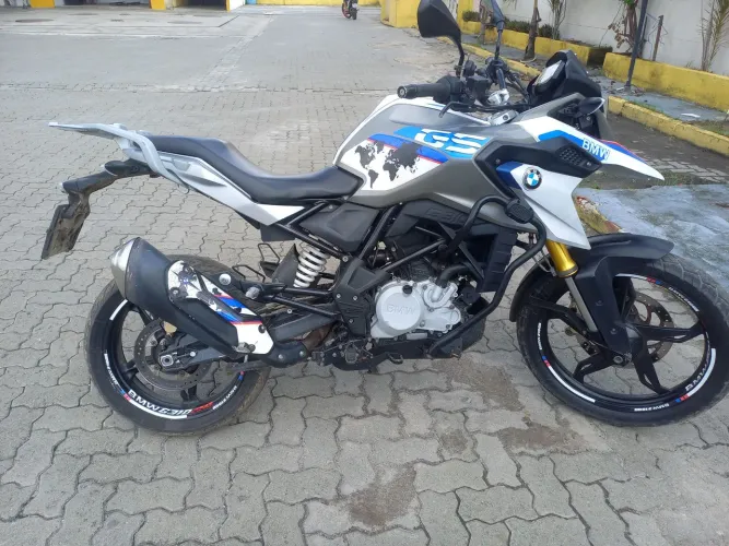 BMW gs 310 seminova  vendo e ou troco em carro leia o anúncio 