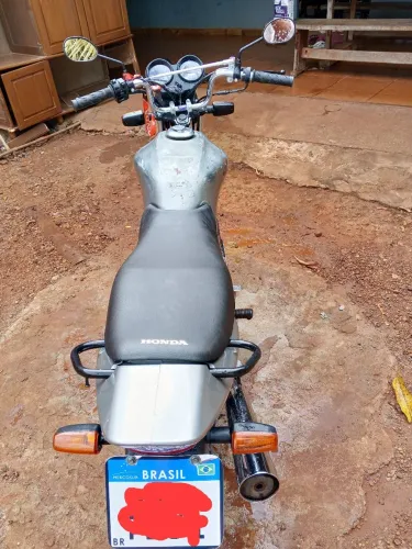 Titan 2002