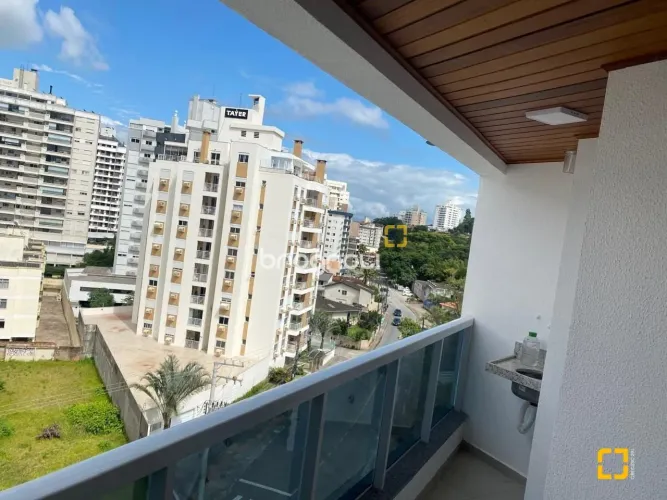 Cobertura duplex, 2 dormitórios, sendo 1 suíte, Home Office