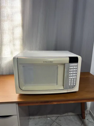 Microondas Electrolux 31L
