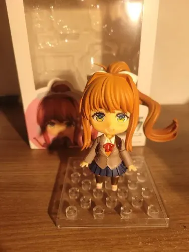 Nendoroid da Monika (Ddlc) 