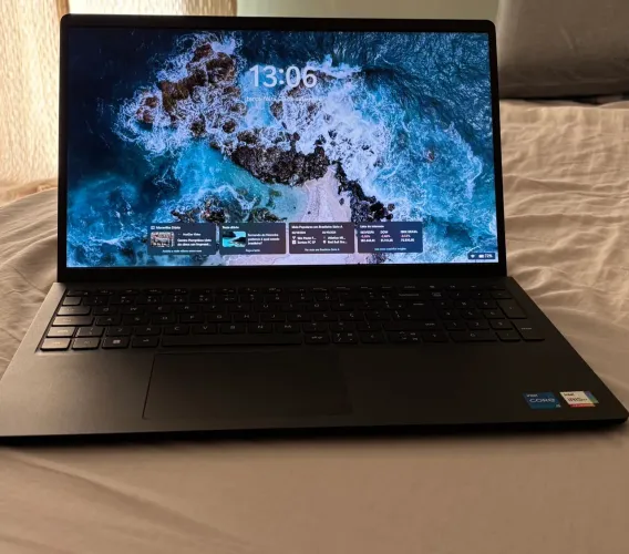 Dell Inspiron 15 3520 - i5 12ª | 16GB | SSD 512GB | Intel Iris Xe Graphics