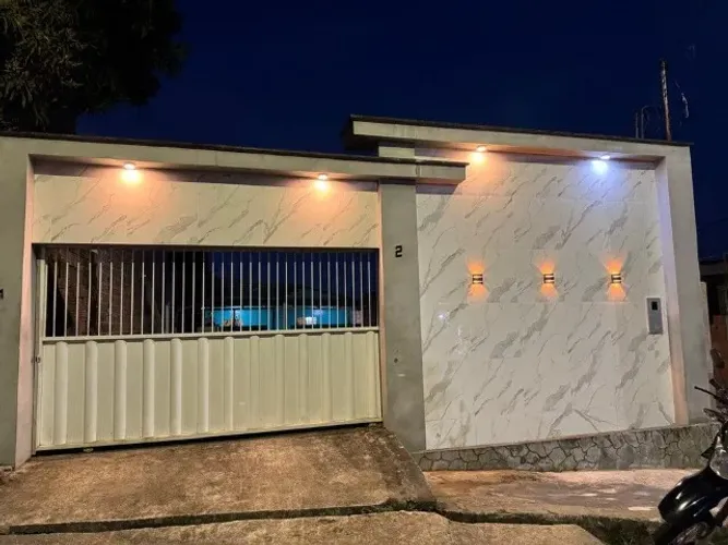 Vendo casa em Viana sede