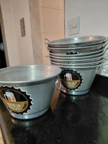 Balde de gelo para garrafa, lata de cerveja.