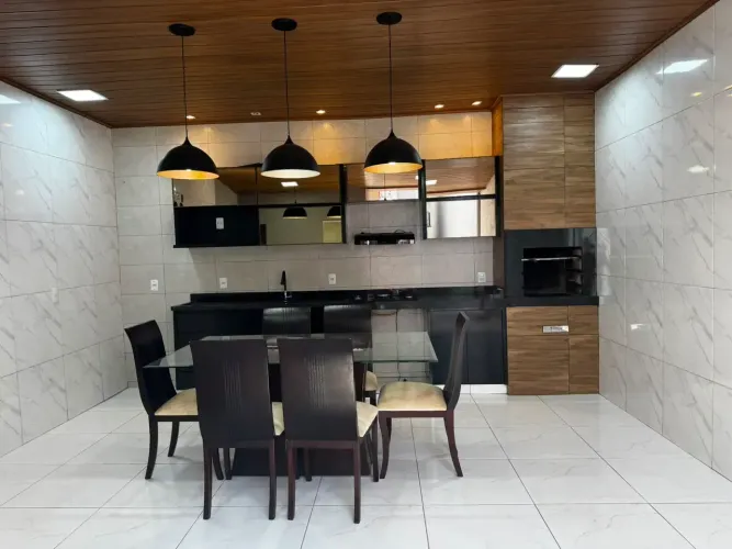 CASA COM 3 QUARTOS, ÁREA GOURMET E CHURRASQUEIRA JARDIM SÃO JOSÉ - GOIÂNIA - GO