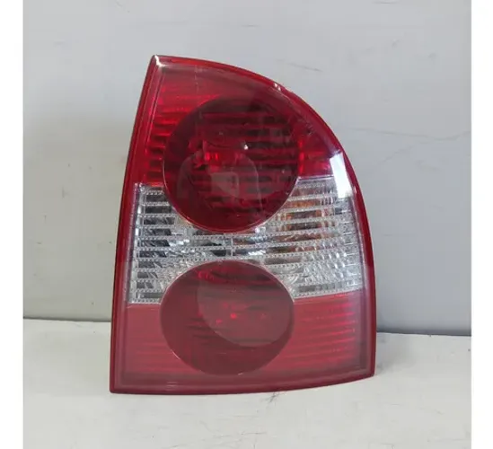 Lanterna Traseira Vw Passat 2001 A 2005 Direita 12865 Direito Vermelho
