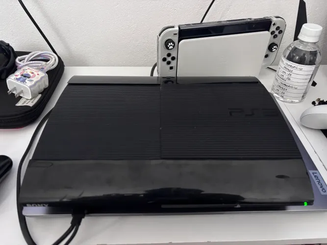 PS3 Super Slim Desbloque@do semi novo