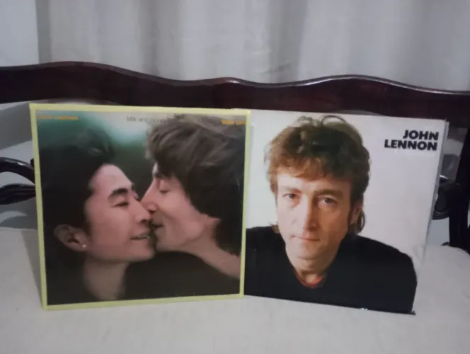 Vinis do John Lennon e Yoko Ono  
