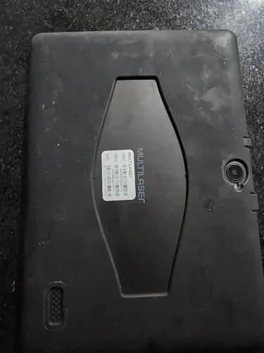 Tablet multilaser com entrada para chip 