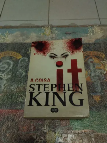 Livro IT A coisa - Sthepen King (Usado)
