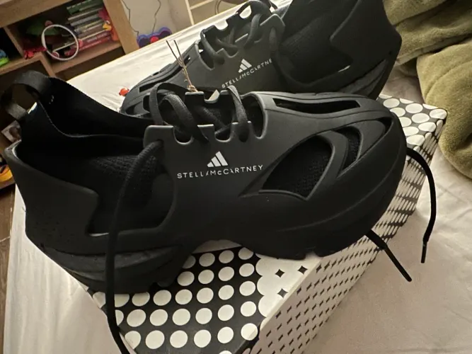 Tênis Adidas Stella McCartney