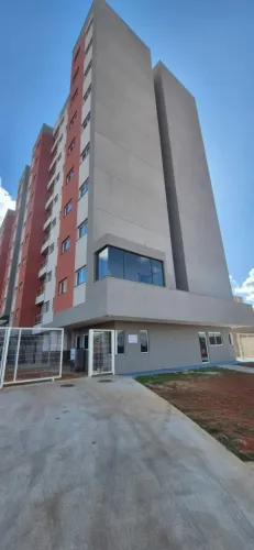 APARTAMENTO 2 QUARTOS (1 SUÍTE) EM SAMAMBAIA NORTE