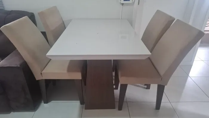 Doação Mesa de Jantar