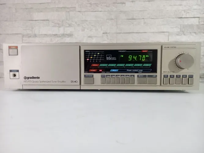 Receiver Gradiente DS 40 TRANSISTORIZADO, LINDO!!!!, funcionando perfeitamente.