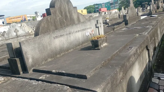 Vendo Jazigo Perpétuo no Cemitério São Francisco Xavier Quadra 77
