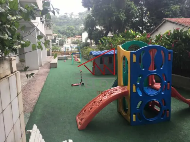 Apartamento - Padrão / Residencial / Cosme Velho