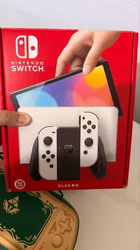 Nintendo Switch OLED + 256GB + Case Zelda ? Completo