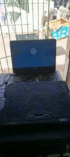 Notebook Acer funcionando porem o teclado tá sem as teclas