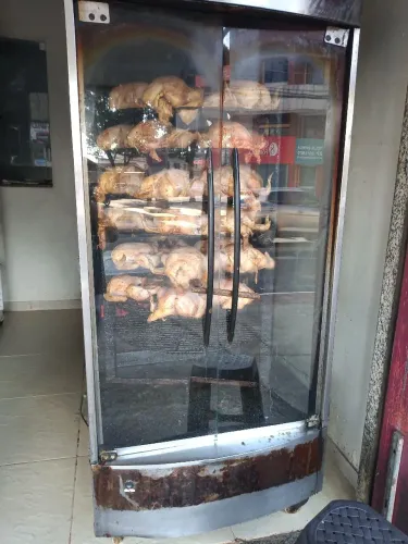 Vendo galeteira/forno giratório assar galeto
