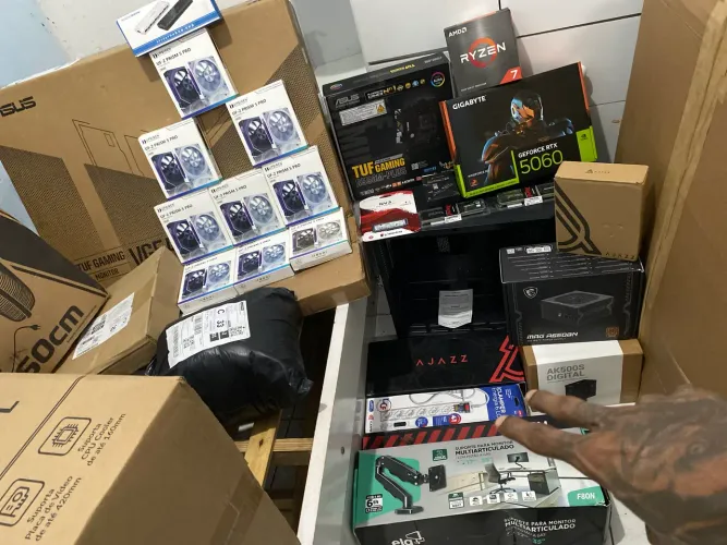 Pc forte completo! Um mês de uso