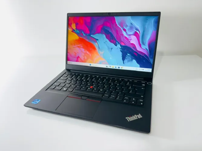 Notebook Lenovo Thinkpad I7-11th-16GB RAM 