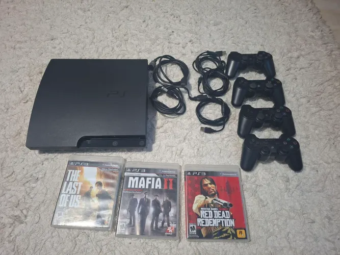 PlayStation 3 Slim Desbloqueado (HEN 2.0) + 4 Controles + 28 Jogos baixados.