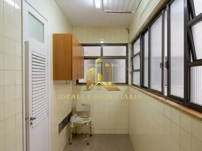 Apartamento : Padrão / Residencial / Copacabana