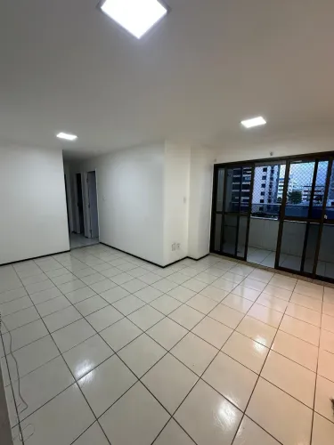 ALUGO | EDIFÍCIO BALI RENASCENÇA II