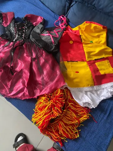Fantasia Emília e fantasia de Bruxa TAM 6/8
