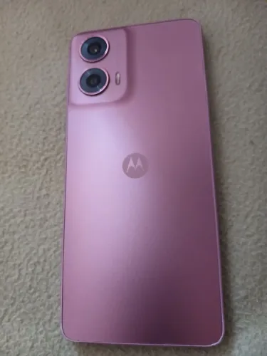 Moto G24  Funcionando perfeitamente - Tela trincada 