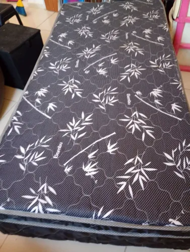 Cama de solteiro 150