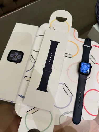 Apple Watch SE 40mm - Preto
