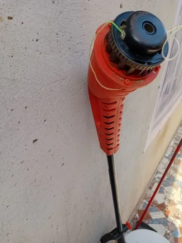Makina de cortar grama elétrica..110v