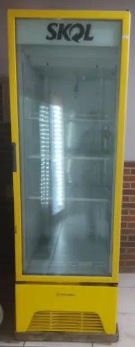 Vendo cervejeira Metalfrio