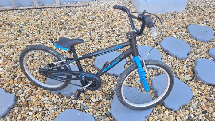 Vendo Bike Btwin aro 20