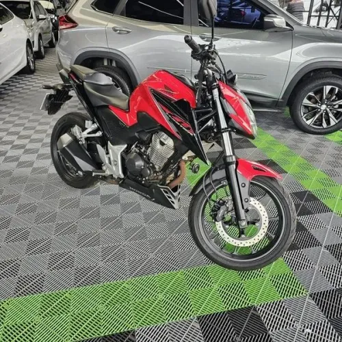 CB 300F TWISTER CBS