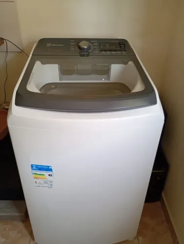 Máquina de Lavar 14kg