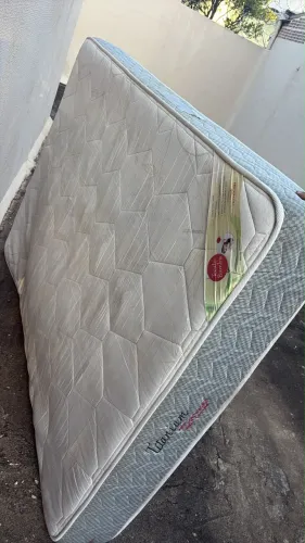 Colchão casal usado