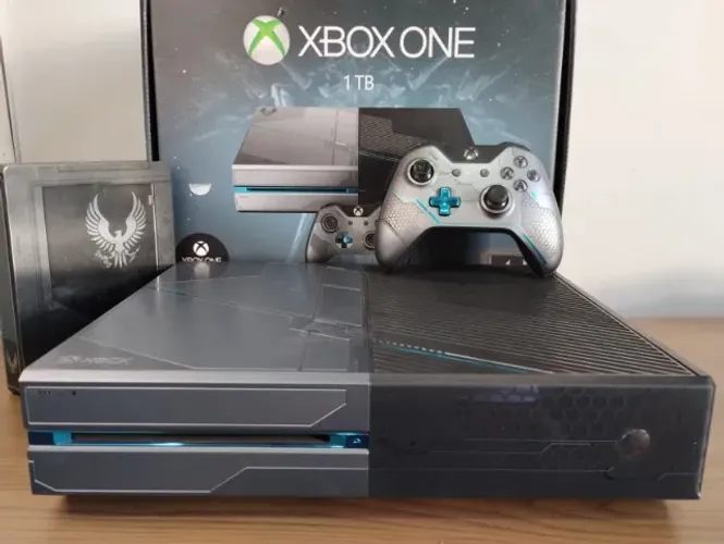 box One 1tb Edição Limitada Halo 5 Guardians Completo
