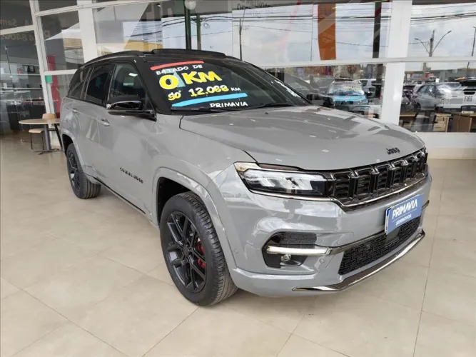 Jeep Commander Black Hurricane 2.0 4X4 TB AUT 2025